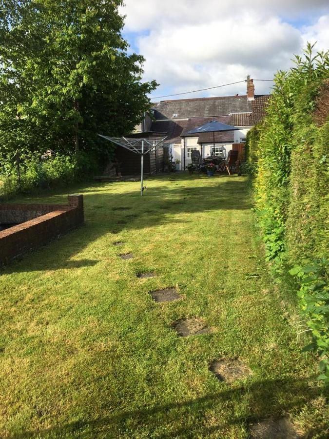 The Cottage Ystradgynlais Exterior foto
